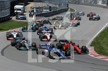 2022-06-19 - start of the race, depart,14 ALONSO Fernando (spa), Alpine F1 Team A522, action 55 SAINZ Carlos (spa), Scuderia Ferrari F1-75, action 44 HAMILTON Lewis (gbr), Mercedes AMG F1 Team W13, action 47 SCHUMACHER Mick (ger), Haas F1 Team VF-22 Ferrari, action 20 MAGNUSSEN Kevin (den), Haas F1 Team VF-22 Ferrari, action during the Formula 1 AWS Grand Prix du Canada 2022, 9th round of the 2022 FIA Formula One World Championship, on the Circuit Gilles Villeneuve, from June 17 to 19, 2022 in Montreal, Canada - F1 - CANADIAN GRAND PRIX 2022 - RACE - FORMULA 1 - MOTORS