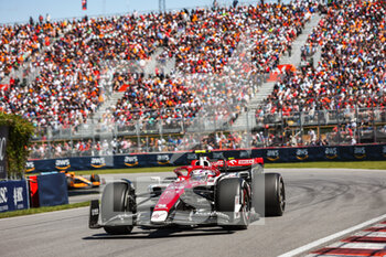 2022-06-19 - 24 ZHOU Guanyu (chi), Alfa Romeo F1 Team ORLEN C42, action during the Formula 1 AWS Grand Prix du Canada 2022, 9th round of the 2022 FIA Formula One World Championship, on the Circuit Gilles Villeneuve, from June 17 to 19, 2022 in Montreal, Canada - F1 - CANADIAN GRAND PRIX 2022 - RACE - FORMULA 1 - MOTORS