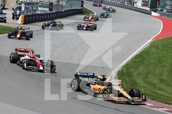 2022-06-19 - 03 RICCIARDO Daniel (aus), McLaren F1 Team MCL36, action 24 ZHOU Guanyu (chi), Alfa Romeo F1 Team ORLEN C42, action during the Formula 1 AWS Grand Prix du Canada 2022, 9th round of the 2022 FIA Formula One World Championship, on the Circuit Gilles Villeneuve, from June 17 to 19, 2022 in Montreal, Canada - F1 - CANADIAN GRAND PRIX 2022 - RACE - FORMULA 1 - MOTORS