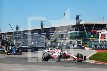 2022-06-19 - 20 MAGNUSSEN Kevin (den), Haas F1 Team VF-22 Ferrari, action during the Formula 1 AWS Grand Prix du Canada 2022, 9th round of the 2022 FIA Formula One World Championship, on the Circuit Gilles Villeneuve, from June 17 to 19, 2022 in Montreal, Canada - F1 - CANADIAN GRAND PRIX 2022 - RACE - FORMULA 1 - MOTORS
