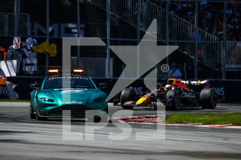 2022-06-19 - The FIA Aston Martin Safety Car in action during the Formula 1 AWS Grand Prix du Canada 2022, 9th round of the 2022 FIA Formula One World Championship, on the Circuit Gilles Villeneuve, from June 17 to 19, 2022 in Montreal, Canada - F1 - CANADIAN GRAND PRIX 2022 - RACE - FORMULA 1 - MOTORS