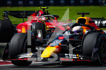 2022-06-19 - 01 VERSTAPPEN Max (nld), Red Bull Racing RB18, 55 SAINZ Carlos (spa), Scuderia Ferrari F1-75, action during the Formula 1 AWS Grand Prix du Canada 2022, 9th round of the 2022 FIA Formula One World Championship, on the Circuit Gilles Villeneuve, from June 17 to 19, 2022 in Montreal, Canada - F1 - CANADIAN GRAND PRIX 2022 - RACE - FORMULA 1 - MOTORS