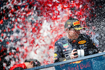 2022-06-19 - podium VERSTAPPEN Max (ned), Red Bull Racing RB18, portrait during the Formula 1 AWS Grand Prix du Canada 2022, 9th round of the 2022 FIA Formula One World Championship, on the Circuit Gilles Villeneuve, from June 17 to 19, 2022 in Montreal, Canada - F1 - CANADIAN GRAND PRIX 2022 - RACE - FORMULA 1 - MOTORS