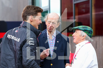 2022-07-01 - RUSSELL George (gbr), Mercedes AMG F1 Team W13, STEWART Jackie, former F1 World Champion, during the Formula 1 Lenovo British Grand Prix 2022, 10th round of the 2022 FIA Formula One World Championship, on the Silverstone Circuit, from July 1 to 3, 2022 in Silverstone, United Kingdom - F1 - BRITISH GRAND PRIX 2022 - FORMULA 1 - MOTORS