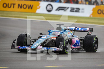 2022-07-01 - 14 ALONSO Fernando (spa), Alpine F1 Team A522, action during the Formula 1 Lenovo British Grand Prix 2022, 10th round of the 2022 FIA Formula One World Championship, on the Silverstone Circuit, from July 1 to 3, 2022 in Silverstone, United Kingdom - F1 - BRITISH GRAND PRIX 2022 - FORMULA 1 - MOTORS
