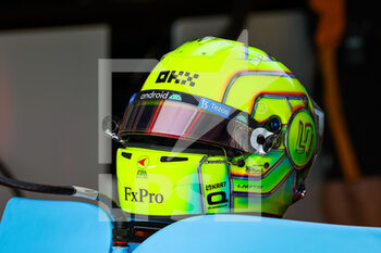 2022-07-01 - NORRIS Lando (gbr), McLaren F1 Team MCL36, helmet during the Formula 1 Lenovo British Grand Prix 2022, 10th round of the 2022 FIA Formula One World Championship, on the Silverstone Circuit, from July 1 to 3, 2022 in Silverstone, United Kingdom - F1 - BRITISH GRAND PRIX 2022 - FORMULA 1 - MOTORS