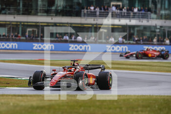 2022-07-01 - 16 LECLERC Charles (mco), Scuderia Ferrari F1-75, action 55 SAINZ Carlos (spa), Scuderia Ferrari F1-75, action during the Formula 1 Lenovo British Grand Prix 2022, 10th round of the 2022 FIA Formula One World Championship, on the Silverstone Circuit, from July 1 to 3, 2022 in Silverstone, United Kingdom - F1 - BRITISH GRAND PRIX 2022 - FORMULA 1 - MOTORS
