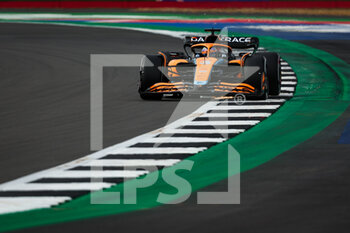 2022-07-01 - 03 RICCIARDO Daniel (aus), McLaren F1 Team MCL36, action during the Formula 1 Lenovo British Grand Prix 2022, 10th round of the 2022 FIA Formula One World Championship, on the Silverstone Circuit, from July 1 to 3, 2022 in Silverstone, United Kingdom - F1 - BRITISH GRAND PRIX 2022 - FORMULA 1 - MOTORS