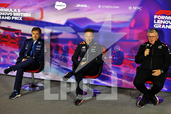 2022-07-02 - CAPITO Jost, Chief Executive Officer of Williams Racing, portrait HORNER Christian (gbr), Team Principal of Red Bull Racing, portrait SZAFNAUER Otmar, Team Principal of Alpine F1 Team, portrait press conference during the Formula 1 Lenovo British Grand Prix 2022, 10th round of the 2022 FIA Formula One World Championship, on the Silverstone Circuit, from July 1 to 3, 2022 in Silverstone, United Kingdom - F1 - BRITISH GRAND PRIX 2022 - FORMULA 1 - MOTORS