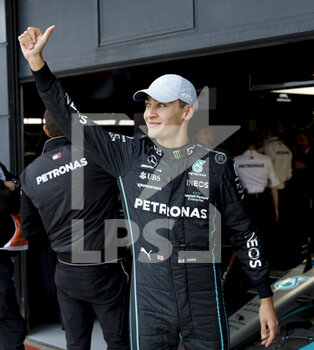 2022-07-02 - RUSSELL George (gbr), Mercedes AMG F1 Team W13, portrait during the Formula 1 Lenovo British Grand Prix 2022, 10th round of the 2022 FIA Formula One World Championship, on the Silverstone Circuit, from July 1 to 3, 2022 in Silverstone, United Kingdom - F1 - BRITISH GRAND PRIX 2022 - FORMULA 1 - MOTORS