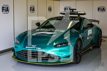 2022-07-02 - The Aston Martin FIA Safety Car during the Formula 1 Lenovo British Grand Prix 2022, 10th round of the 2022 FIA Formula One World Championship, on the Silverstone Circuit, from July 1 to 3, 2022 in Silverstone, United Kingdom - F1 - BRITISH GRAND PRIX 2022 - FORMULA 1 - MOTORS