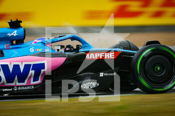 2022-07-02 - 14 ALONSO Fernando (spa), Alpine F1 Team A522, action during the Formula 1 Lenovo British Grand Prix 2022, 10th round of the 2022 FIA Formula One World Championship, on the Silverstone Circuit, from July 1 to 3, 2022 in Silverstone, United Kingdom - F1 - BRITISH GRAND PRIX 2022 - FORMULA 1 - MOTORS