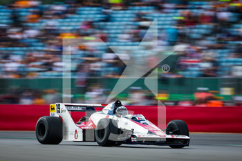 2022-07-03 - The Toleman TG184 during the F1 British Historic Cars Parade during the Formula 1 Lenovo British Grand Prix 2022, 10th round of the 2022 FIA Formula One World Championship, on the Silverstone Circuit, from July 1 to 3, 2022 in Silverstone, United Kingdom - F1 - BRITISH GRAND PRIX 2022 - RACE - FORMULA 1 - MOTORS