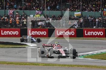 2022-07-03 - 24 ZHOU Guanyu (chi), Alfa Romeo F1 Team ORLEN C42, action during the Formula 1 Lenovo British Grand Prix 2022, 10th round of the 2022 FIA Formula One World Championship, on the Silverstone Circuit, from July 1 to 3, 2022 in Silverstone, United Kingdom - F1 - BRITISH GRAND PRIX 2022 - RACE - FORMULA 1 - MOTORS