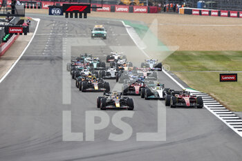 2022-07-03 - start of the race, depart, during the Formula 1 Lenovo British Grand Prix 2022, 10th round of the 2022 FIA Formula One World Championship, on the Silverstone Circuit, from July 1 to 3, 2022 in Silverstone, United Kingdom - F1 - BRITISH GRAND PRIX 2022 - RACE - FORMULA 1 - MOTORS