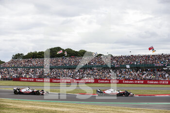 2022-07-03 - 20 MAGNUSSEN Kevin (den), Haas F1 Team VF-22 Ferrari, action 47 SCHUMACHER Mick (ger), Haas F1 Team VF-22 Ferrari, action during the Formula 1 Lenovo British Grand Prix 2022, 10th round of the 2022 FIA Formula One World Championship, on the Silverstone Circuit, from July 1 to 3, 2022 in Silverstone, United Kingdom - F1 - BRITISH GRAND PRIX 2022 - RACE - FORMULA 1 - MOTORS