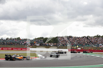 2022-06-30 - 16 LECLERC Charles (mco), Scuderia Ferrari F1-75, action 55 SAINZ Carlos (spa), Scuderia Ferrari F1-75, action 44 HAMILTON Lewis (gbr), Mercedes AMG F1 Team W13, action 11 PEREZ Sergio (mex), Red Bull Racing RB18, action during the Formula 1 Lenovo British Grand Prix 2022, 10th round of the 2022 FIA Formula One World Championship, on the Silverstone Circuit, from July 1 to 3, 2022 in Silverstone, United Kingdom - F1 - BRITISH GRAND PRIX 2022 - RACE - FORMULA 1 - MOTORS