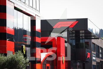 2022-07-07 - Scuderia Ferrari, ambiance motorhome during the Formula 1 Rolex Grosser Preis Von Osterreich 2022, 2022 Austrian Grand Prix, 11th round of the 2022 FIA Formula One World Championship from July 8 to 10, 2022 on the Red Bull Ring, in Spielberg, Austria - F1 - AUSTRIAN GRAND PRIX 2022 - FORMULA 1 - MOTORS