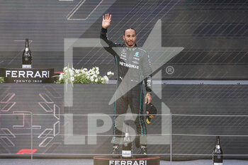 2022-07-10 - Podium  Lewis Hamilton (GBR) Mercedes W13 E Performance - 2022 AUSTRIAN GRAND PRIX - RACE - FORMULA 1 - MOTORS