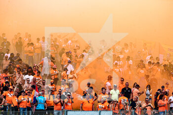2022-07-09 - Track Atmosphere with Orange Supporters - 2022 AUSTRIAN GRAND PRIX - SPRINT RACE - FORMULA 1 - MOTORS