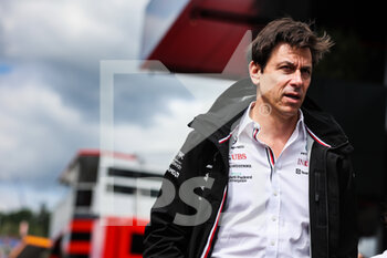 2022-07-09 - WOLFF Toto (aut), Team Principal & CEO of Mercedes AMG F1 Team, portrait during the Formula 1 Rolex Grosser Preis Von Osterreich 2022, 2022 Austrian Grand Prix, 11th round of the 2022 FIA Formula One World Championship from July 8 to 10, 2022 on the Red Bull Ring, in Spielberg, Austria - F1 - AUSTRIAN GRAND PRIX 2022 - FORMULA 1 - MOTORS