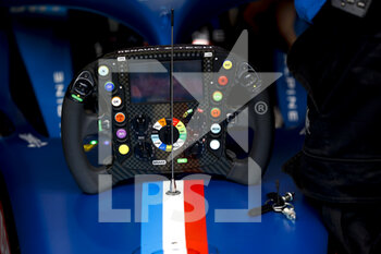 2022-07-09 - steering wheel, volant, Alpine F1 Team A522, mechanical detail during the Formula 1 Rolex Grosser Preis Von Osterreich 2022, 2022 Austrian Grand Prix, 11th round of the 2022 FIA Formula One World Championship from July 8 to 10, 2022 on the Red Bull Ring, in Spielberg, Austria - F1 - AUSTRIAN GRAND PRIX 2022 - FORMULA 1 - MOTORS