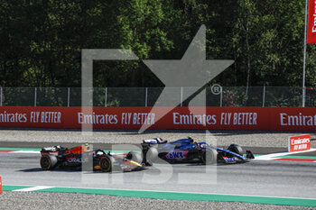 2022-07-09 - 31 OCON Esteban (fra), Alpine F1 Team A522, action 11 PEREZ Sergio (mex), Red Bull Racing RB18, action during the Formula 1 Rolex Grosser Preis Von Osterreich 2022, 2022 Austrian Grand Prix, 11th round of the 2022 FIA Formula One World Championship from July 8 to 10, 2022 on the Red Bull Ring, in Spielberg, Austria - F1 - AUSTRIAN GRAND PRIX 2022 - FORMULA 1 - MOTORS