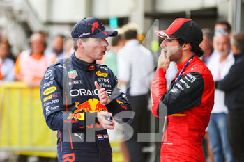 2022-07-09 - VERSTAPPEN Max (ned), Red Bull Racing RB18, SAINZ Carlos (spa), Scuderia Ferrari F1-75, portrait during the Formula 1 Rolex Grosser Preis Von Osterreich 2022, 2022 Austrian Grand Prix, 11th round of the 2022 FIA Formula One World Championship from July 8 to 10, 2022 on the Red Bull Ring, in Spielberg, Austria - F1 - AUSTRIAN GRAND PRIX 2022 - FORMULA 1 - MOTORS