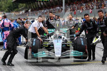 2022-07-10 - 63 RUSSELL George (gbr), Mercedes AMG F1 Team W13, starting grid, grille de depart, during the Formula 1 Rolex Grosser Preis Von Osterreich 2022, 2022 Austrian Grand Prix, 11th round of the 2022 FIA Formula One World Championship from July 8 to 10, 2022 on the Red Bull Ring, in Spielberg, Austria - F1 - AUSTRIAN GRAND PRIX 2022 - RACE - FORMULA 1 - MOTORS