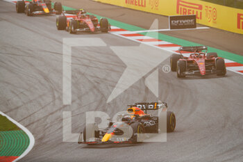 2022-07-10 - start of the race, depart, 01 VERSTAPPEN Max (nld), Red Bull Racing RB18, 16 LECLERC Charles (mco), Scuderia Ferrari F1-75, action during the Formula 1 Rolex Grosser Preis Von Osterreich 2022, 2022 Austrian Grand Prix, 11th round of the 2022 FIA Formula One World Championship from July 8 to 10, 2022 on the Red Bull Ring, in Spielberg, Austria - F1 - AUSTRIAN GRAND PRIX 2022 - RACE - FORMULA 1 - MOTORS