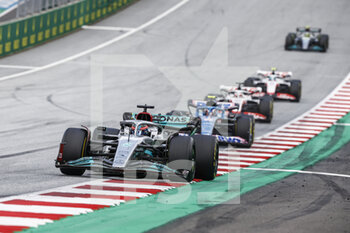 2022-07-10 - 63 RUSSELL George (gbr), Mercedes AMG F1 Team W13, action during the Formula 1 Rolex Grosser Preis Von Osterreich 2022, 2022 Austrian Grand Prix, 11th round of the 2022 FIA Formula One World Championship from July 8 to 10, 2022 on the Red Bull Ring, in Spielberg, Austria - F1 - AUSTRIAN GRAND PRIX 2022 - RACE - FORMULA 1 - MOTORS
