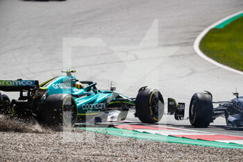 2022-07-10 - crash, accident, 10 GASLY Pierre (fra), Scuderia AlphaTauri AT03, 05 VETTEL Sebastian (ger), Aston Martin F1 Team AMR22, action during the Formula 1 Rolex Grosser Preis Von Osterreich 2022, 2022 Austrian Grand Prix, 11th round of the 2022 FIA Formula One World Championship from July 8 to 10, 2022 on the Red Bull Ring, in Spielberg, Austria - F1 - AUSTRIAN GRAND PRIX 2022 - RACE - FORMULA 1 - MOTORS