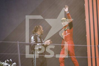 2022-07-10 - LECLERC Charles (mco), Scuderia Ferrari F1-75, portrait podium celebration victory HAMILTON Lewis (gbr), Mercedes AMG F1 Team W13, portrait during the Formula 1 Rolex Grosser Preis Von Osterreich 2022, 2022 Austrian Grand Prix, 11th round of the 2022 FIA Formula One World Championship from July 8 to 10, 2022 on the Red Bull Ring, in Spielberg, Austria - F1 - AUSTRIAN GRAND PRIX 2022 - RACE - FORMULA 1 - MOTORS