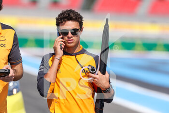 2022-07-21 - trackwalk NORRIS Lando (gbr), McLaren F1 Team MCL36, portrait during the Formula 1 Lenovo Grand Prix de France, French Grand Prix 2022, 12th round of the 2022 FIA Formula One World Championship from July 22 to 24, 2022 on the Circuit Paul Ricard, in Le Castellet, France - F1 - FRENCH GRAND PRIX 2022 - FORMULA 1 - MOTORS