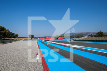 2022-07-21 - graviers, gravels, track, piste, illustration during the Formula 1 Lenovo Grand Prix de France, French Grand Prix 2022, 12th round of the 2022 FIA Formula One World Championship from July 22 to 24, 2022 on the Circuit Paul Ricard, in Le Castellet, France - F1 - FRENCH GRAND PRIX 2022 - FORMULA 1 - MOTORS