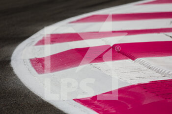 2022-07-21 - kerb, vibreur, track, piste, illustration during the Formula 1 Lenovo Grand Prix de France, French Grand Prix 2022, 12th round of the 2022 FIA Formula One World Championship from July 22 to 24, 2022 on the Circuit Paul Ricard, in Le Castellet, France - F1 - FRENCH GRAND PRIX 2022 - FORMULA 1 - MOTORS