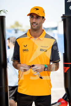 2022-07-21 - RICCIARDO Daniel (aus), McLaren F1 Team MCL36, portrait interwiew at the Media Pen during the Formula 1 Lenovo Grand Prix de France, French Grand Prix 2022, 12th round of the 2022 FIA Formula One World Championship from July 22 to 24, 2022 on the Circuit Paul Ricard, in Le Castellet, France - F1 - FRENCH GRAND PRIX 2022 - FORMULA 1 - MOTORS