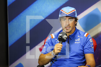 2022-07-21 - ALONSO Fernando (spa), Alpine F1 Team, portrait during the press conference prior to the Formula 1 Lenovo Grand Prix de France, French Grand Prix 2022, 12th round of the 2022 FIA Formula One World Championship from July 22 to 24, 2022 on the Circuit Paul Ricard, in Le Castellet, France - F1 - FRENCH GRAND PRIX 2022 - FORMULA 1 - MOTORS