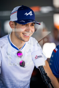 2022-07-21 - OCON Esteban (fra), Alpine F1 Team A522, portrait interwiew at the Media Pen during the Formula 1 Lenovo Grand Prix de France, French Grand Prix 2022, 12th round of the 2022 FIA Formula One World Championship from July 22 to 24, 2022 on the Circuit Paul Ricard, in Le Castellet, France - F1 - FRENCH GRAND PRIX 2022 - FORMULA 1 - MOTORS
