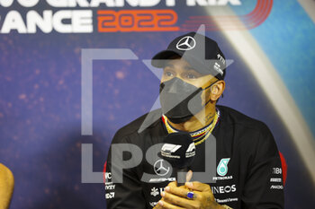 2022-07-21 - HAMILTON Lewis (gbr), Mercedes AMG F1 Team, portrait during the press conference prior to the Formula 1 Lenovo Grand Prix de France, French Grand Prix 2022, 12th round of the 2022 FIA Formula One World Championship from July 22 to 24, 2022 on the Circuit Paul Ricard, in Le Castellet, France - F1 - FRENCH GRAND PRIX 2022 - FORMULA 1 - MOTORS