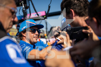 2022-07-21 - ALONSO Fernando (spa), Alpine F1 Team A522, portrait during the Formula 1 Lenovo Grand Prix de France, French Grand Prix 2022, 12th round of the 2022 FIA Formula One World Championship from July 22 to 24, 2022 on the Circuit Paul Ricard, in Le Castellet, France - F1 - FRENCH GRAND PRIX 2022 - FORMULA 1 - MOTORS