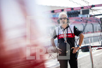 2022-07-21 - ZEHNDER Beat, Team Manager of Alfa Romeo F1 Team ORLEN, portrait during the Formula 1 Lenovo Grand Prix de France, French Grand Prix 2022, 12th round of the 2022 FIA Formula One World Championship from July 22 to 24, 2022 on the Circuit Paul Ricard, in Le Castellet, France - F1 - FRENCH GRAND PRIX 2022 - FORMULA 1 - MOTORS