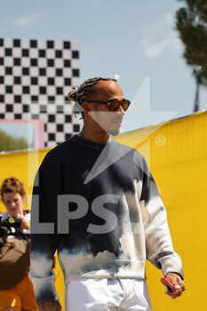 2022-07-22 - HAMILTON Lewis (gbr), Mercedes AMG F1 Team W13, portrait during the Formula 1 Lenovo Grand Prix de France, French Grand Prix 2022, 12th round of the 2022 FIA Formula One World Championship from July 22 to 24, 2022 on the Circuit Paul Ricard, in Le Castellet, France - F1 - FRENCH GRAND PRIX 2022 - FORMULA 1 - MOTORS