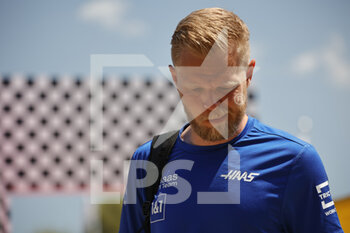 2022-07-22 - MAGNUSSEN Kevin (den), Haas F1 Team VF-22 Ferrari, portrait during the Formula 1 Lenovo Grand Prix de France, French Grand Prix 2022, 12th round of the 2022 FIA Formula One World Championship from July 22 to 24, 2022 on the Circuit Paul Ricard, in Le Castellet, France - F1 - FRENCH GRAND PRIX 2022 - FORMULA 1 - MOTORS