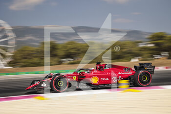 2022-07-22 - 16 LECLERC Charles (mco), Scuderia Ferrari F1-75, action during the Formula 1 Lenovo Grand Prix de France, French Grand Prix 2022, 12th round of the 2022 FIA Formula One World Championship from July 22 to 24, 2022 on the Circuit Paul Ricard, in Le Castellet, France - F1 - FRENCH GRAND PRIX 2022 - FORMULA 1 - MOTORS