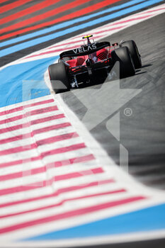 2022-07-22 - 55 SAINZ Carlos (spa), Scuderia Ferrari F1-75, action during the Formula 1 Lenovo Grand Prix de France, French Grand Prix 2022, 12th round of the 2022 FIA Formula One World Championship from July 22 to 24, 2022 on the Circuit Paul Ricard, in Le Castellet, France - F1 - FRENCH GRAND PRIX 2022 - FORMULA 1 - MOTORS