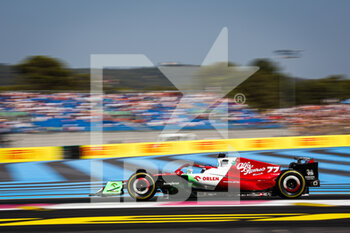 2022-07-22 - 77 BOTTAS Valtteri (fin), Alfa Romeo F1 Team ORLEN C42, action during the Formula 1 Lenovo Grand Prix de France, French Grand Prix 2022, 12th round of the 2022 FIA Formula One World Championship from July 22 to 24, 2022 on the Circuit Paul Ricard, in Le Castellet, France - F1 - FRENCH GRAND PRIX 2022 - FORMULA 1 - MOTORS