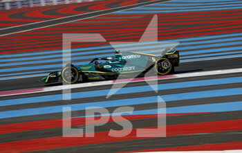 2022-07-23 - 05 VETTEL Sebastian (ger), Aston Martin F1 Team AMR22, action during the Formula 1 Lenovo Grand Prix de France, French Grand Prix 2022, 12th round of the 2022 FIA Formula One World Championship from July 22 to 24, 2022 on the Circuit Paul Ricard, in Le Castellet, France - F1 - FRENCH GRAND PRIX 2022 - FORMULA 1 - MOTORS