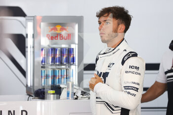 2022-07-23 - GASLY Pierre (fra), Scuderia AlphaTauri AT03, portrait during the Formula 1 Lenovo Grand Prix de France, French Grand Prix 2022, 12th round of the 2022 FIA Formula One World Championship from July 22 to 24, 2022 on the Circuit Paul Ricard, in Le Castellet, France - F1 - FRENCH GRAND PRIX 2022 - FORMULA 1 - MOTORS