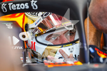 2022-07-23 - VERSTAPPEN Max (ned), Red Bull Racing RB18, portrait during the Formula 1 Lenovo Grand Prix de France, French Grand Prix 2022, 12th round of the 2022 FIA Formula One World Championship from July 22 to 24, 2022 on the Circuit Paul Ricard, in Le Castellet, France - F1 - FRENCH GRAND PRIX 2022 - FORMULA 1 - MOTORS